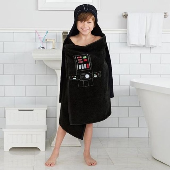 Disney Other - DISNEY - STAR WARS DARTH VADER BATH WRAP (NWT)